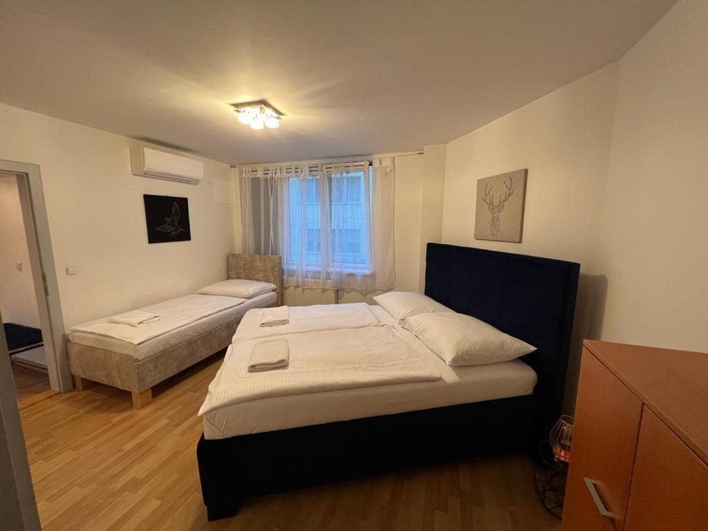 Iren Apartment Bratislava Exterior foto